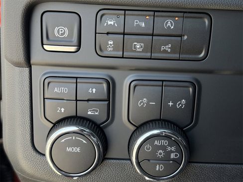 New 2025 Chevrolet Tahoe Premier image 19