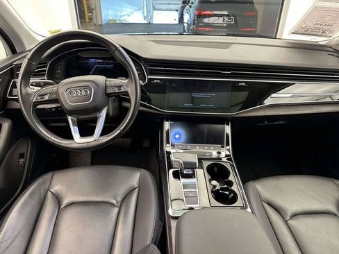 Used 2022 Audi Q7 3.0T Premium Plus w/ Premium Plus Package AWD/4WD image 17