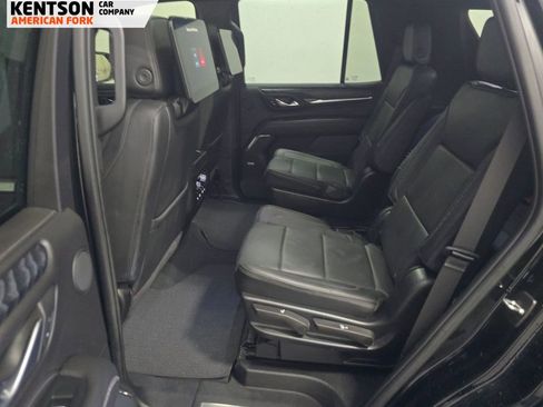 Used 2024 GMC Yukon Denali w/ Denali Reserve Package AWD/4WD image 7
