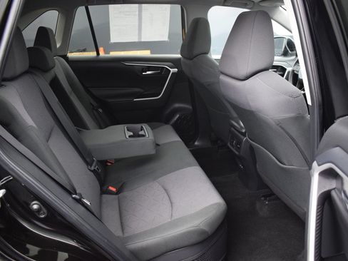 Used 2024 Toyota RAV4 XLE w/ Convenience Package AWD/4WD image 11