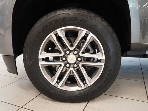 Used 2022 Chevrolet Colorado W/T w/ Custom Special Edition AWD/4WD image 15