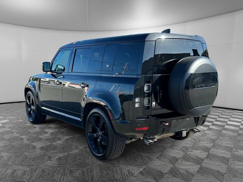 Used 2023 Land Rover Defender 110 V8 AWD/4WD image 3