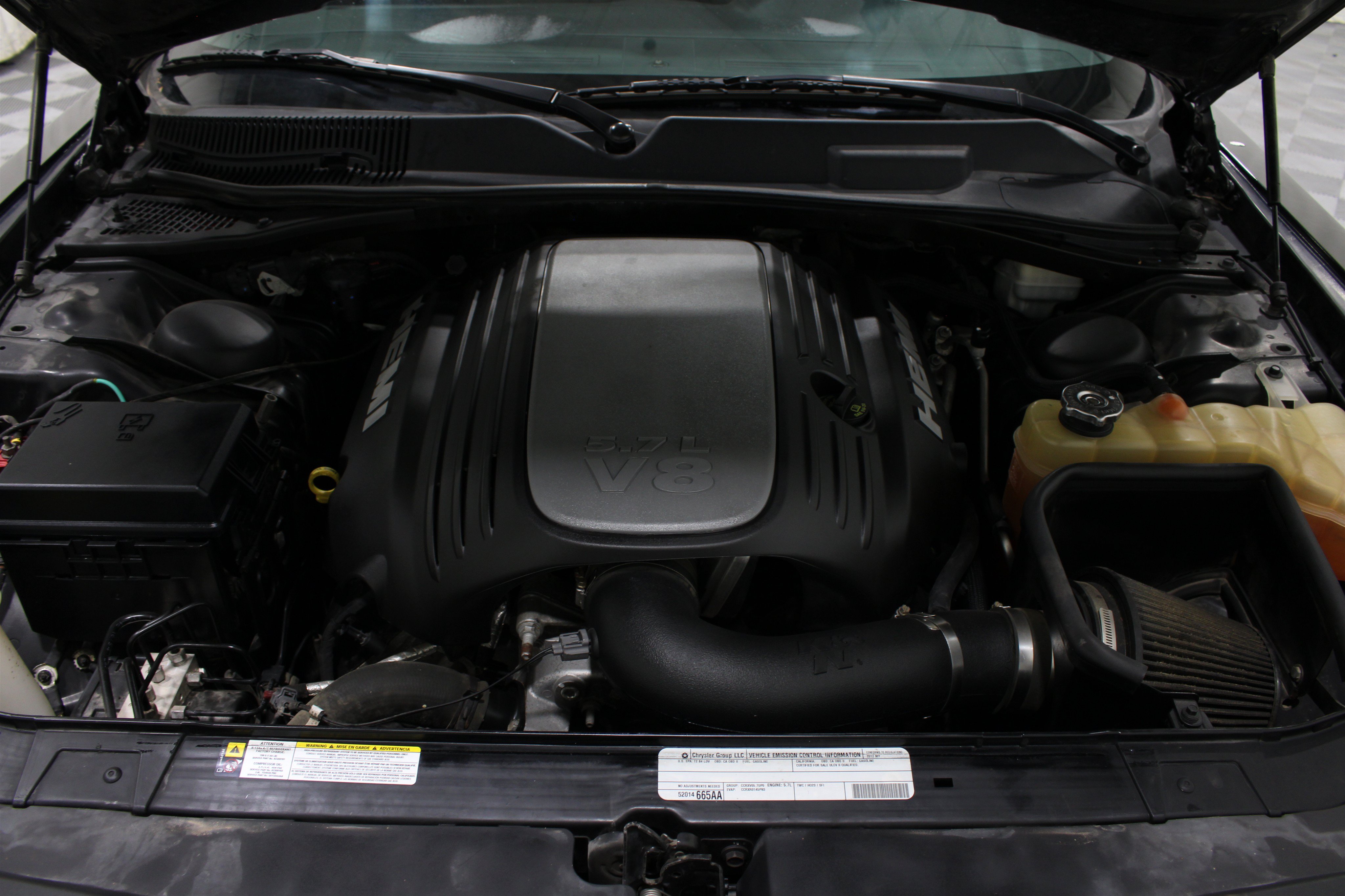 Used 2012 Dodge Challenger R/T RWD image 33