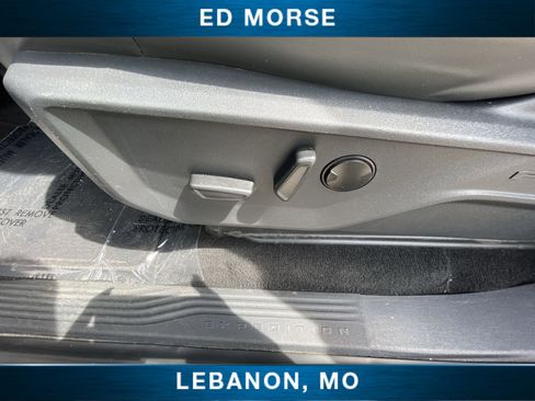 Used 2025 Ford Expedition Active AWD/4WD image 33