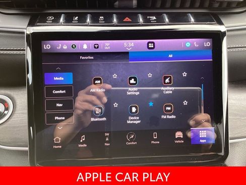 Used 2024 Jeep Grand Cherokee L Limited w/ Luxury Tech Group II image 3