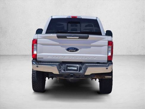 Used 2017 Ford F250 Lariat w/ Chrome Package AWD/4WD image 6