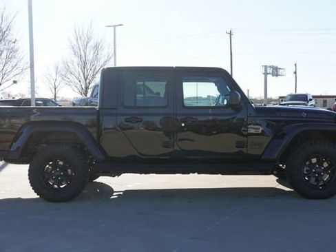 New 2026 Jeep Gladiator Sport image 10