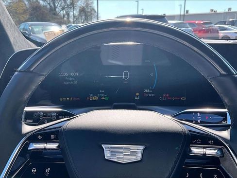 Certified 2026 Cadillac Vistiq Premium Luxury image 13