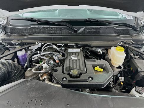 New 2026 RAM 5500 Tradesman w/ Chrome Appearance Group image 17