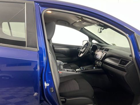 Used 2024 Nissan Leaf SV Plus image 34