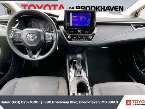 Used 2024 Toyota Corolla LE image 13