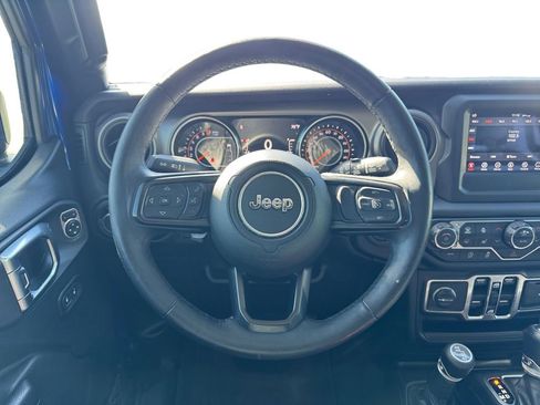 Used 2018 Jeep Wrangler Unlimited Sport S image 12