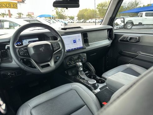 Used 2024 Ford Bronco Big Bend image 18