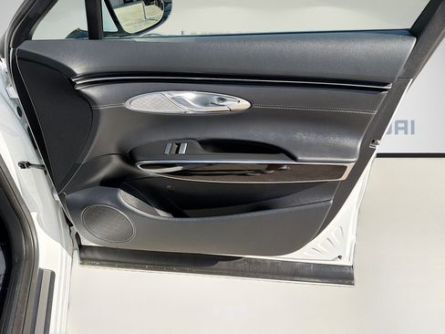 Used 2025 Genesis GV70 2.5T image 32