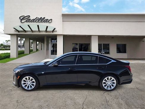Used 2020 Cadillac CT5 Luxury image 2