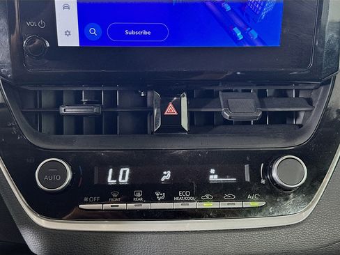 Used 2024 Toyota Corolla LE image 23