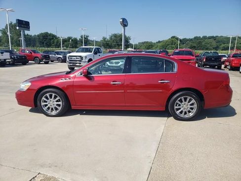 Used 2011 Buick Lucerne CXL FWD image 7
