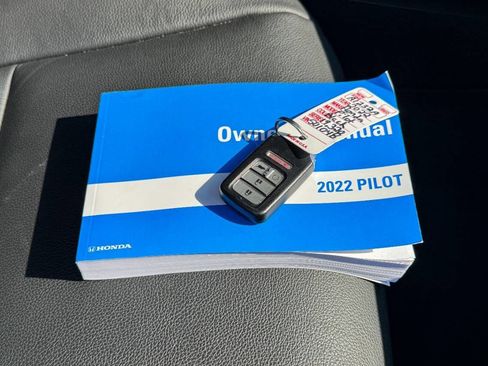 Used 2022 Honda Pilot Black Edition image 38