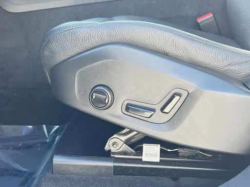 Certified 2023 Volvo XC60 B5 Plus w/ Protection Package Premier image 14