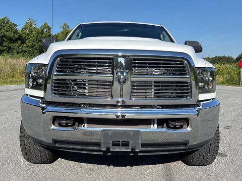 Used 2012 RAM 2500 ST w/ Chrome Appearance Group AWD/4WD image 8