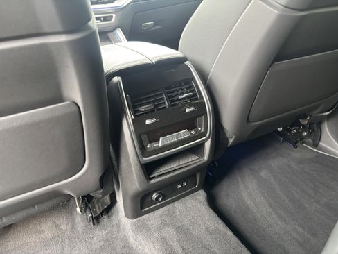 Used 2024 BMW XM image 27