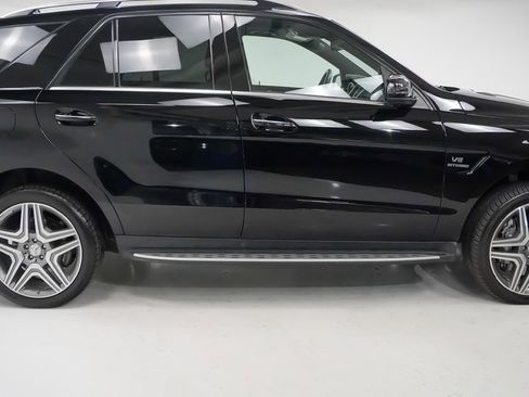 Used 2013 Mercedes-Benz ML 63 AMG 4MATIC image 9
