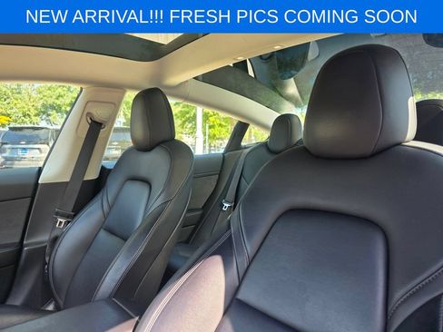 Used 2022 Tesla Model 3 Long Range AWD/4WD image 8