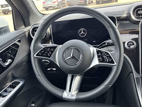 Used 2024 Mercedes-Benz GLC 300 image 20