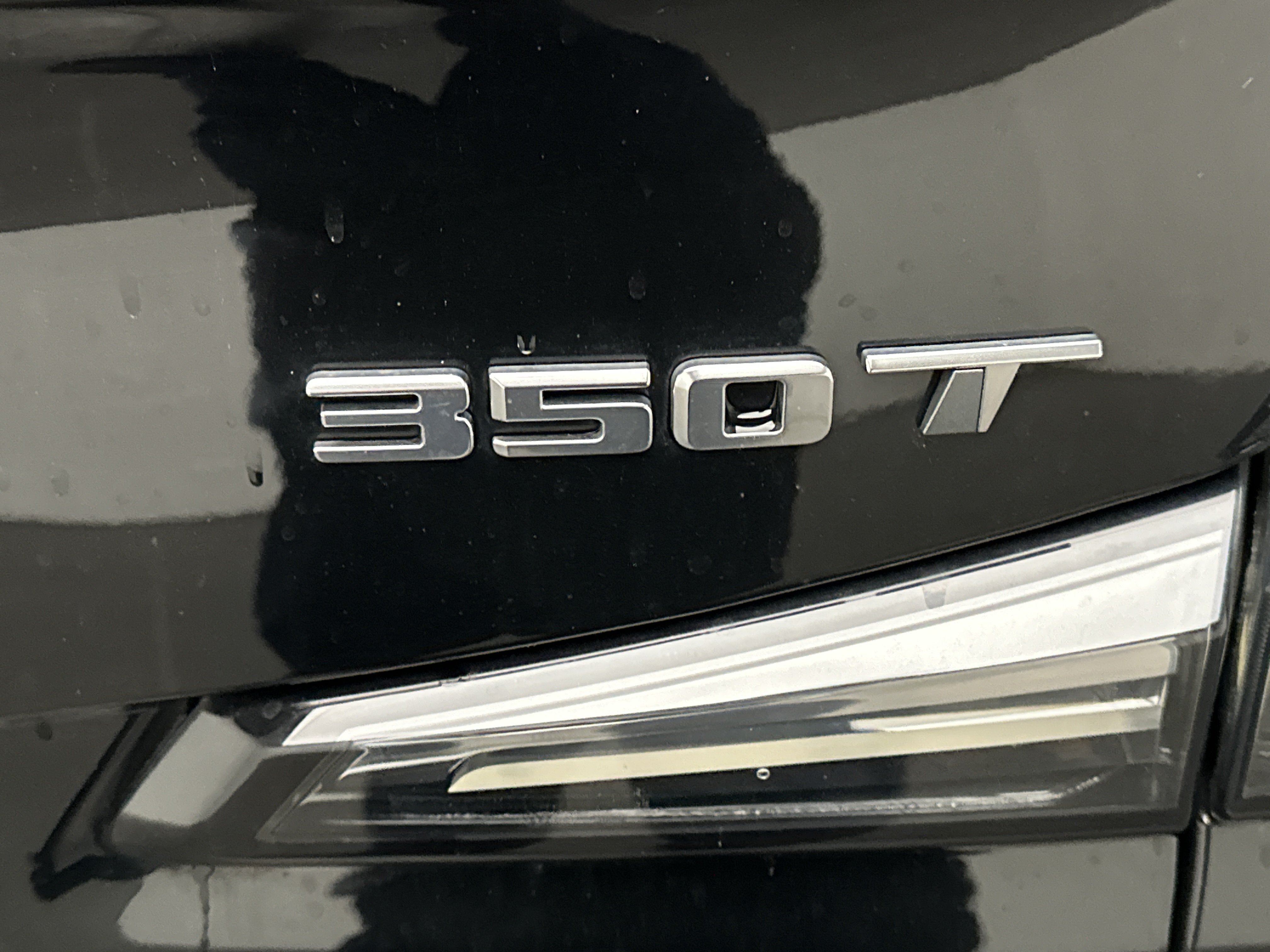Used 2023 Cadillac XT4 Sport w/ Sun And Sound Package AWD/4WD image 14