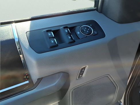 Used 2015 Ford F150 XLT w/ Equipment Group 301A Mid image 13