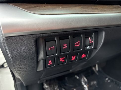 Used 2017 Subaru Outback 2.5i Touring w/ Popular Package #5A image 22