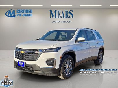 Used 2023 Chevrolet Traverse LT