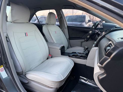 Used 2012 Toyota Camry LE image 50