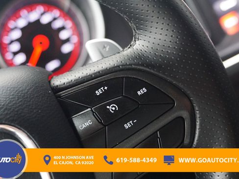 Used 2018 Dodge Charger R/T Scat Pack image 22