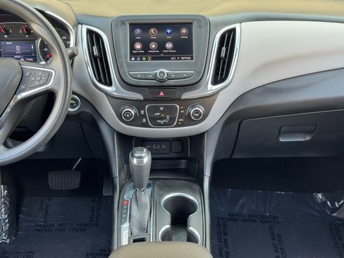 Used 2020 Chevrolet Equinox LT AWD/4WD image 22