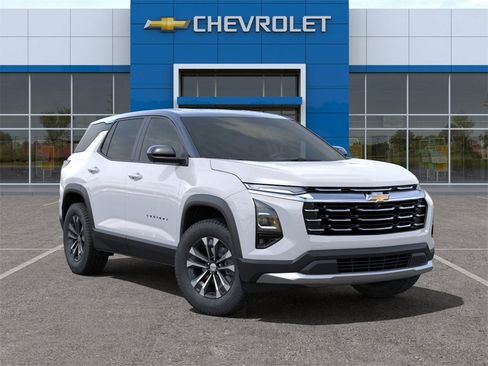 New 2025 Chevrolet Equinox LT w/ Safety and Technology Package image 39