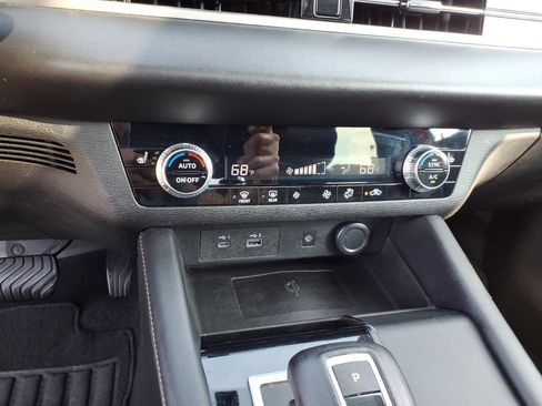 Used 2022 Mitsubishi Outlander SE FWD image 12