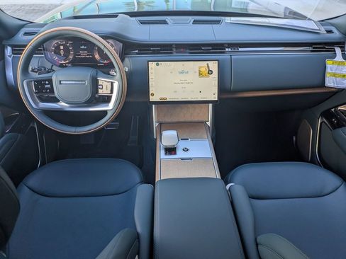 New 2026 Land Rover Range Rover SV AWD/4WD image 16