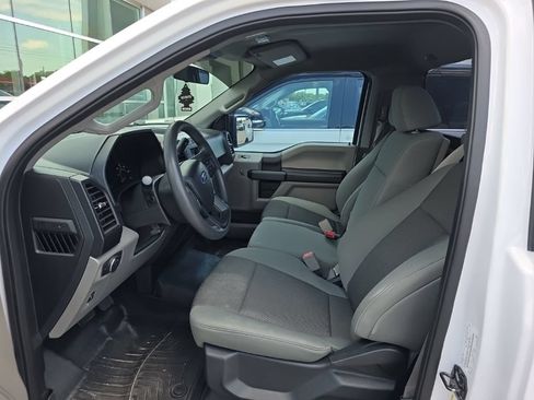 Certified 2019 Ford F150 XL w/ Equipment Group 101A Mid RWD image 4