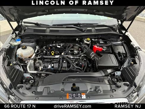 Used 2022 Lincoln Corsair AWD w/ Equipment Group 101A image 27