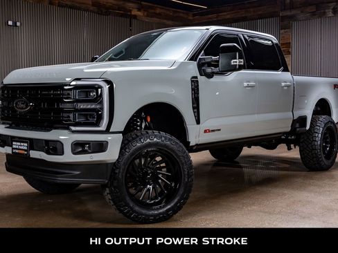 Used 2026 Ford F250 Platinum image 5