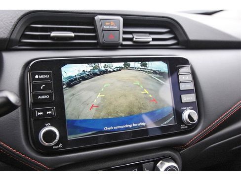 New 2025 Nissan Versa SR w/ Trunk Package image 18