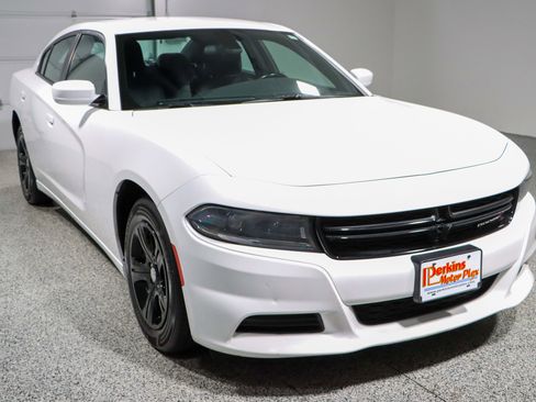 Used 2022 Dodge Charger SXT image 5