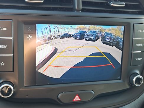 Used 2022 Kia Soul LX w/ Technology Package FWD image 18