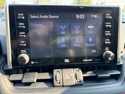 Used 2021 Toyota RAV4 TRD Off-Road AWD/4WD image 19
