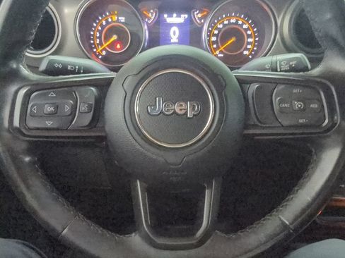 Used 2022 Jeep Gladiator Sport AWD/4WD image 12