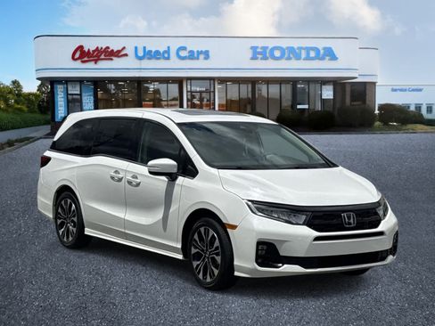 Used 2026 Honda Odyssey Elite image 7