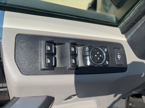 Used 2022 Ford F250 XLT w/ XLT Value Package AWD/4WD image 14