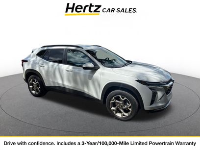 Used 2025 Chevrolet Trax LT