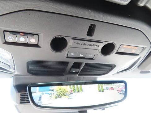 Used 2025 GMC Hummer EV 2X AWD/4WD image 37